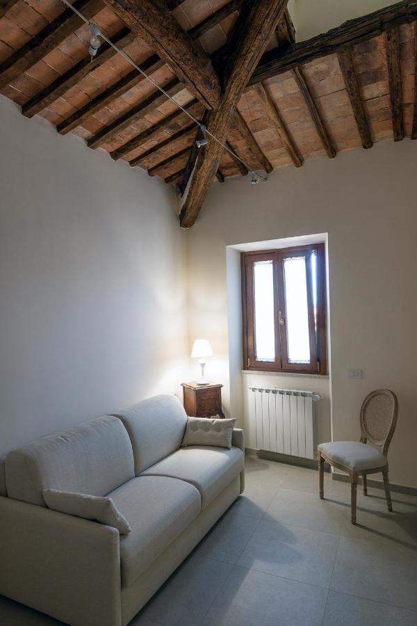 Dimo' Re Bed and Breakfast Farnese Exteriör bild