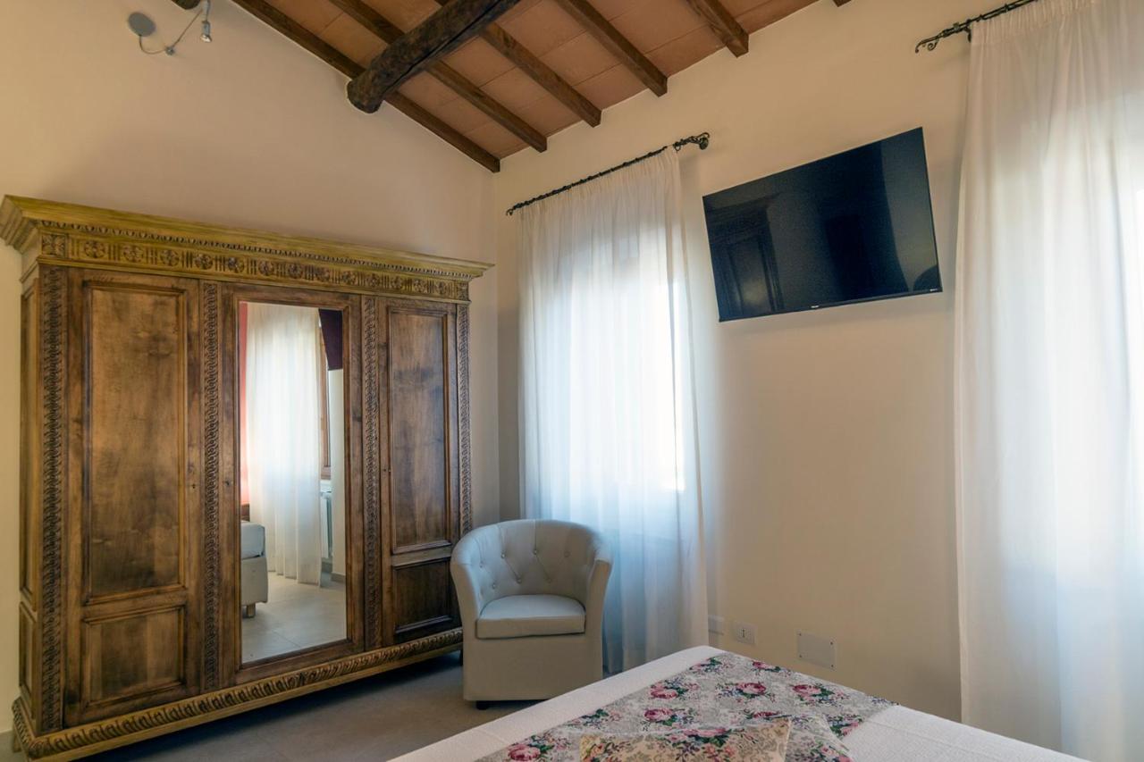 Dimo' Re Bed and Breakfast Farnese Exteriör bild