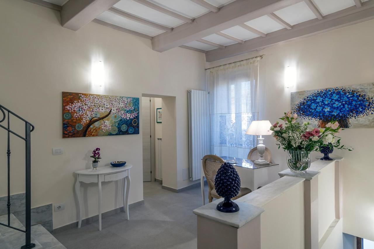 Dimo' Re Bed and Breakfast Farnese Exteriör bild