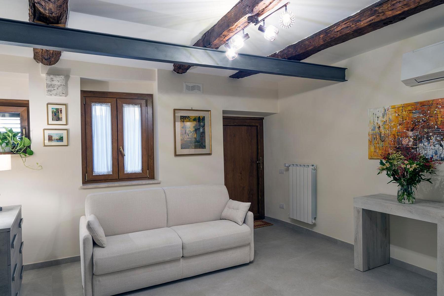 Dimo' Re Bed and Breakfast Farnese Exteriör bild